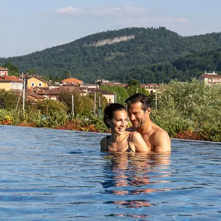 De Charme 4* Laveno-Mombello